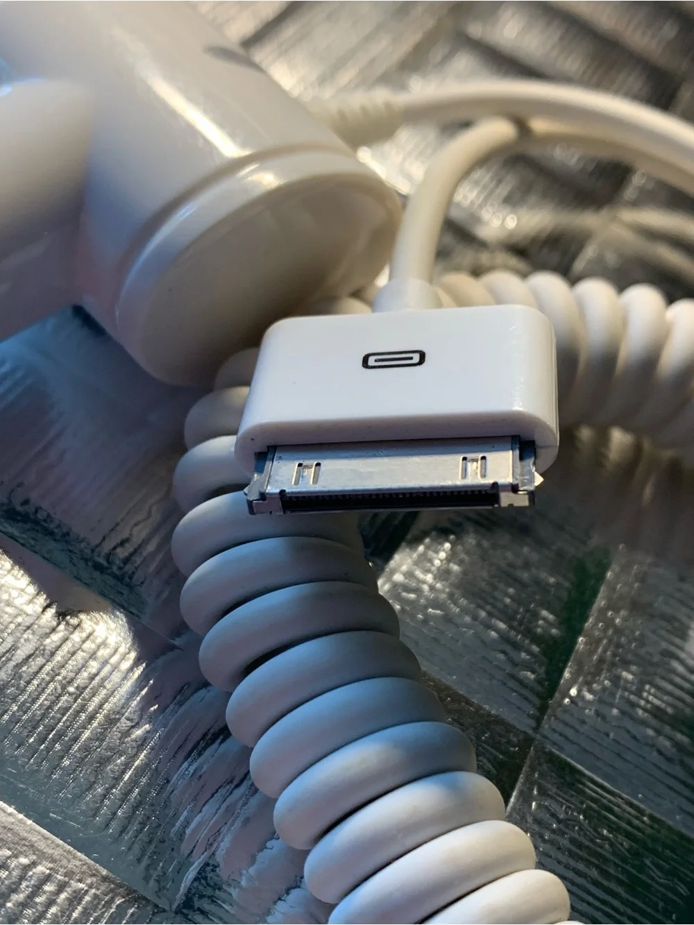 White Coiled Car Charger for Tablets & Mobile Devices
